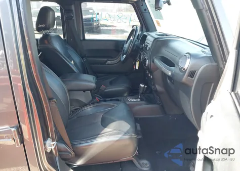 2018 Jeep Wrangler Jk Unlimited Freedom Edition 4X4 z USA, uszkodzony, nr VIN 1C4BJWDG8JL858834